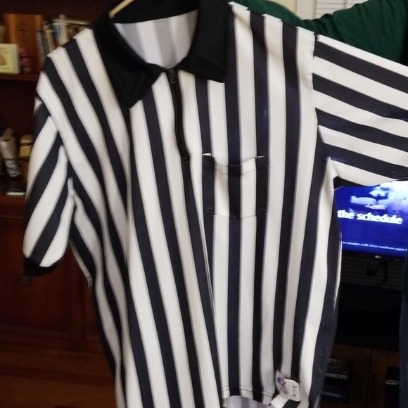 Retired referee shirt - Picture 2 of 3